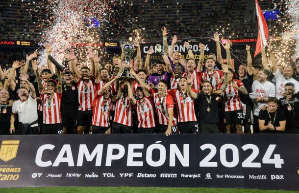 Estudiantes de La Plata sumó un nuevo título: goleó a Vélez y se coronó en el Trofeo de Campeones