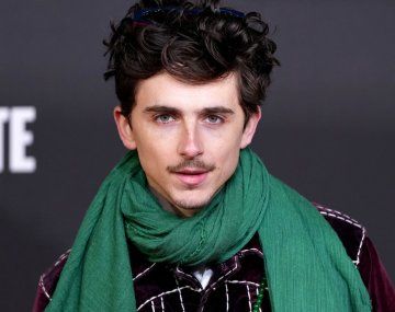 Llegó Timothée Chalamet a la alfombra roja de los Critics Choice Awards