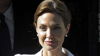 angelina se sumo a la lucha contra la violencia sexual angelina se sumo a la lucha contra la violencia sexual