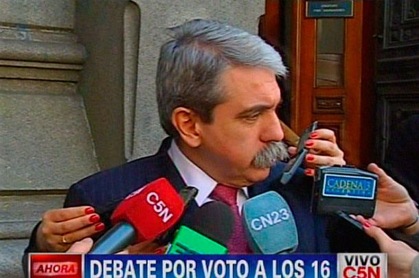 Aníbal Fernández cuestionó el proyecto de traspaso de subte