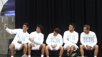 sin figuras, argentina busca el milagro ante la serbia de djokovic sin figuras, argentina busca el milagro ante la serbia de djokovic