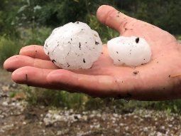 Granizo en Calamuchita - @maguilarbenitez