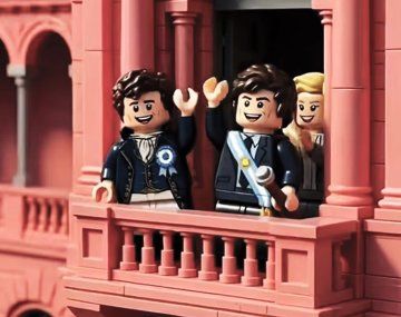 Javier Milei compartió un video con Manuel Belgrano en versión Lego por el 25 de Mayo