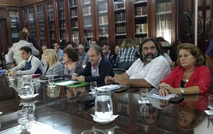 Si no hay acuerdo irían al paro: docentes y Provincia se reúnen por 16° vez