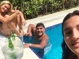 Jana Maradona se reencontró con Diego: la foto en la pileta con Rocío Oliva