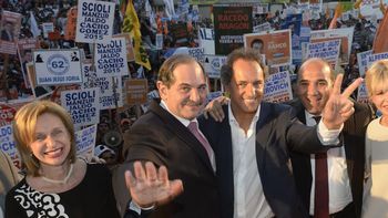 con mas del 73% de las mesas escrutadas manzur sigue al frente en tucuman con mas del 73% de las mesas escrutadas manzur sigue al frente en tucuman