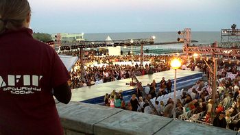 descubren trabajo en negro en un tradicional desfile de mar del plata descubren trabajo en negro en un tradicional desfile de mar del plata