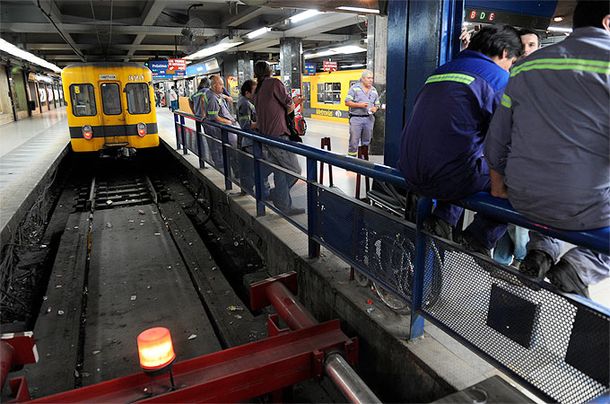 La Nación quitaría subsidios al subte a partir del próximo año