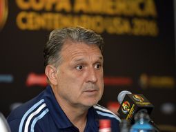 martino, de cara al partido ante venezuela: messi seguramente sea titular martino, de cara al partido ante venezuela: messi seguramente sea titular