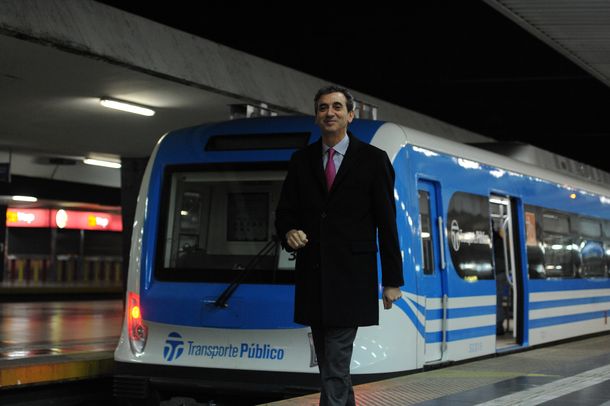 Randazzo Probó Las Nuevas Formaciones Del Tren Sarmiento 4897