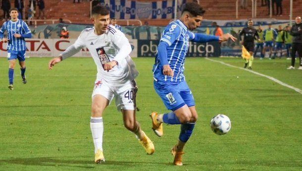 Fútbol libre por celular: cómo ver en vivo Deportivo Riestra vs Godoy Cruz