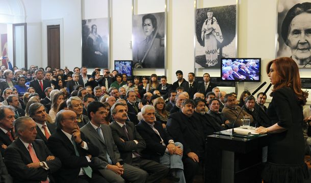 La Presidente envía al Congreso cambios a la ley de accidentes de trabajo