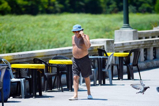 Con temperaturas de hasta 40°, la ola de calor se siente en todo el centro del país