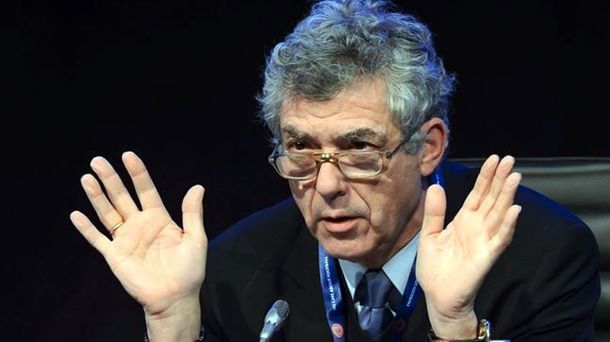 Villar, de la Federación Española de Fútbol, fue detenido por corrupción