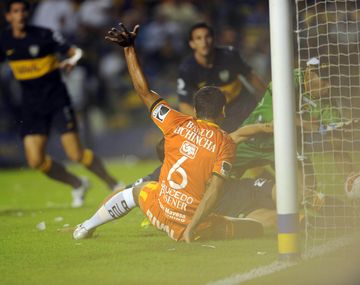 El polémico gol de Boca ante Barcelona