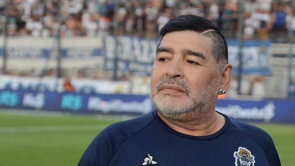 Muerte de Diego Maradona: revelan los chats entre la enfermera y la psiquiatra
