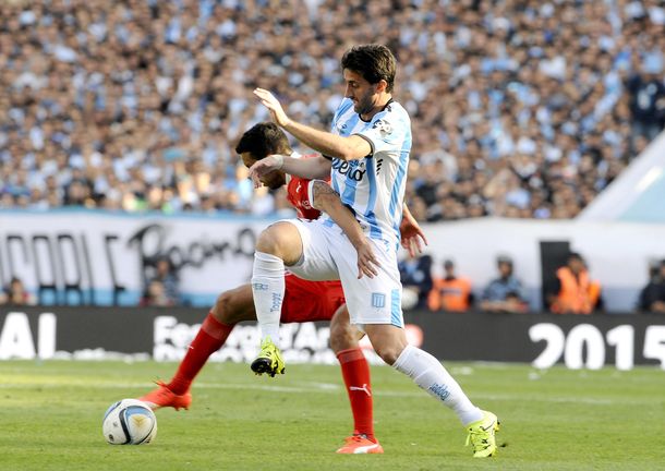 Racing perdió ante el Rojo pero sacó pasaje a la Libertadores 2016