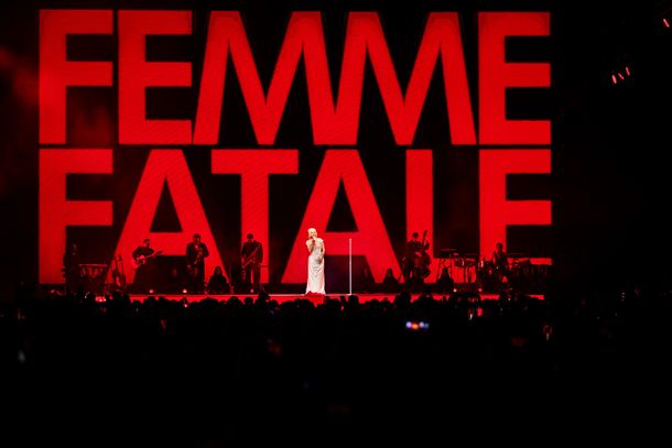Mon Laferte deslumbró en Buenos Aires con una noche intensa, teatral y cargada de emoción