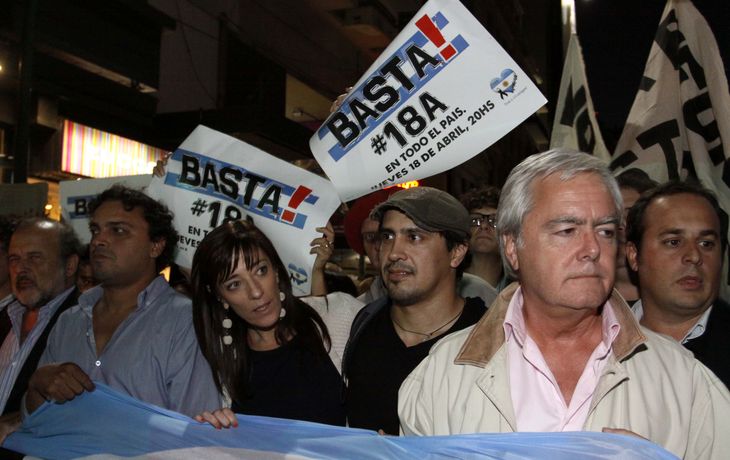 Saldo político del 18A: la oposición se llama a unirse