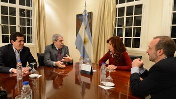 cristina recibio en olivos a anibal fernandez y sabbatella, la formula ganadora cristina recibio en olivos a anibal fernandez y sabbatella, la formula ganadora