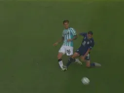 Dura sanción a un jugador de Talleres tras su expulsión ante Racing