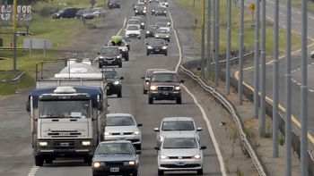 transito intenso en la ruta 2 en el regreso del fin de semana largo transito intenso en la ruta 2 en el regreso del fin de semana largo