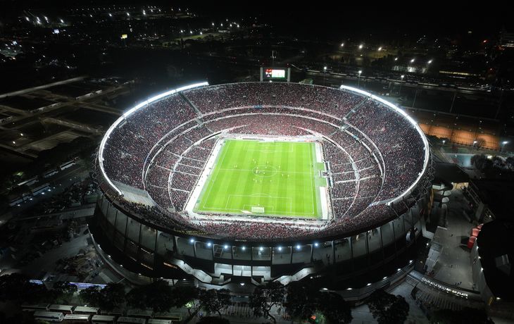 El Monumental corre riesgo como sede de la final de la Copa Libertadores: el motivo