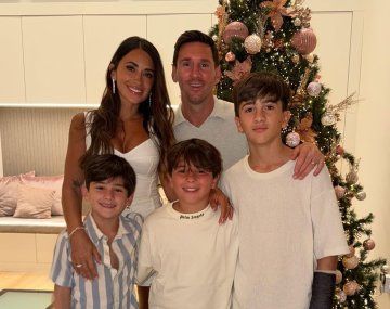 Lionel Messi, Antonela Roccuzzo y sus tres hijos: Ciro, Mateo y Thiago.