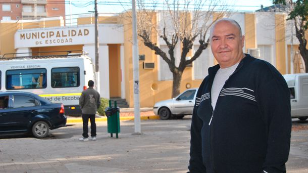 El mal momento del humorista Larry De Clay: su hijo es víctima de bullying
