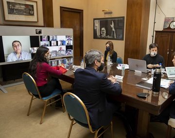 Kicillof present&oacute; el paquete de medidas por videoconferencia.