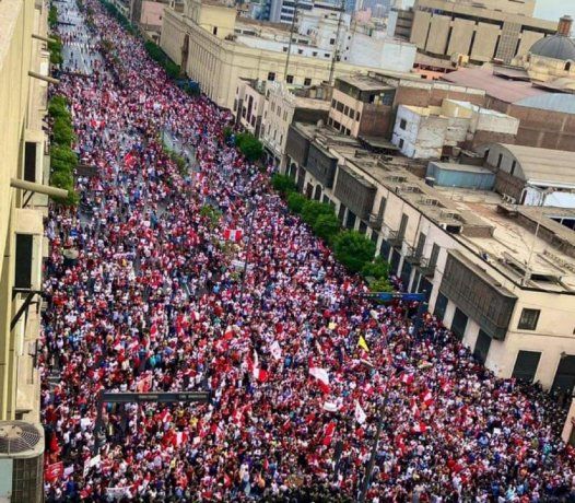 Perú levantó el toque de queda en Lima y El Callao: qué pasará con el fútbol