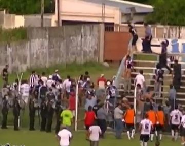 Serios incidentes en un partido por el Torneo Argentino B
