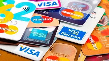 aumento el uso de tarjetas de credito para compras en supermercados