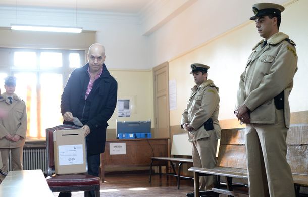 Cerraron los comicios: Larreta se impone en el balotaje porteño