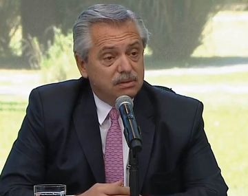 Alberto Fernández suspendió su viaje a Chile luego de que Sebastián Piñera quedara aislado