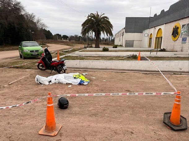 Rubén Ezequiel Acuña Ustarroz, de 37 años, murió en el lugar Rubén Ezequiel Acuña Ustarroz, de 37 años, murió en el lugar