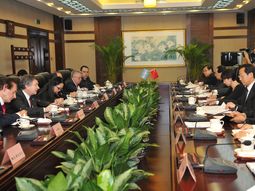Apuestan al comercio directo con empresarios de China