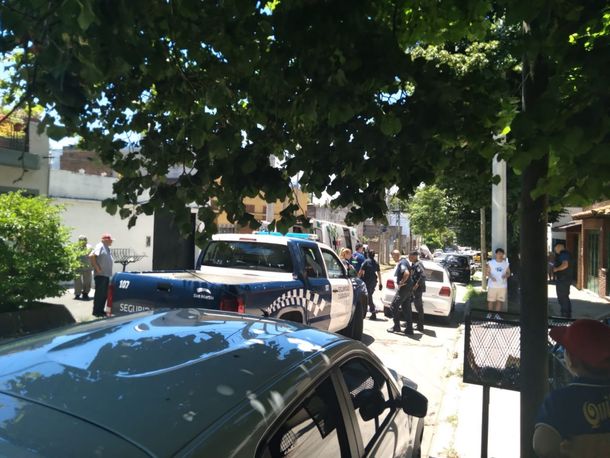 Villa Ballester: lo mataron a balazos tras pactar la compra de un celular en Facebook