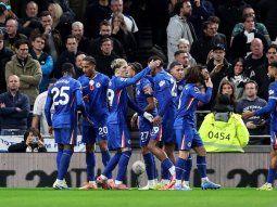 Con un gol de Joao Pedro, Chelsea venció al Tottenham en la Premier League