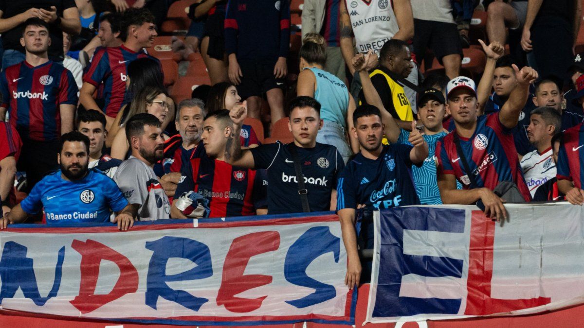 Detuvieron a dos hinchas de San Lorenzo en Brasil: el comunicado del club