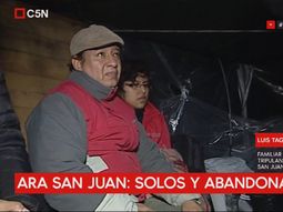 Los familiares del ARA San Juan, en la carpa en Plaza de Mayo
