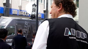 megaoperativo de la afip en bancos, casas de cambios y financieras megaoperativo de la afip en bancos, casas de cambios y financieras