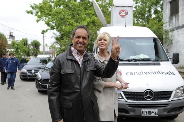 Votó Scioli: Tenemos que contagiarnos del espíritu de Los Pumas