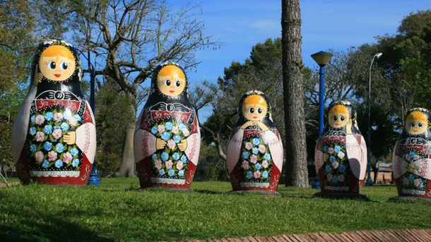 El pueblo a 7 horas de la ciudad que parece sacado de una película.