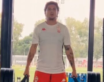 Huracán presentó a Blondel con un curioso video y un guiño a Morena Beltrán