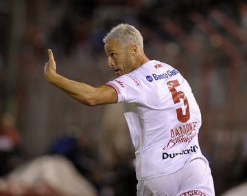 Israel Damonte deja el fútbol para ser el técnico de Huracán