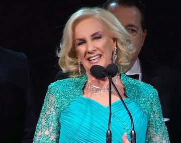 Mirtha recibió el Martín Fierro de Brillante y anunció su retiro