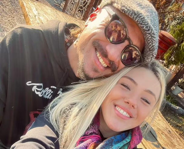 Daniel Osvaldo y su actual pareja, protagonistas de un escándalo en el estacionamiento de un supermercado
