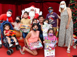 Fernando Espinoza: Llegó Papá Noel a La Matanza para cumplirle el sueño a nuestros niños