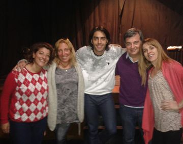 No para: Alejandro Cupitó va por segundo estreno en teatro